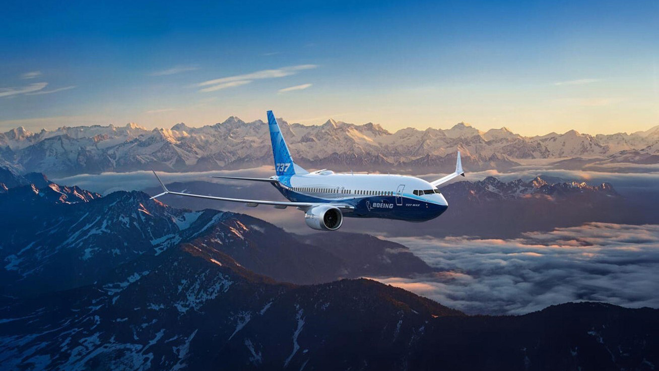 Avião Boeing 737-7